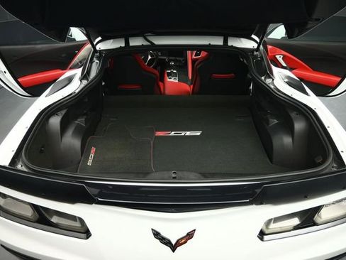 Used 2016 Chevrolet Corvette Z06 w/ 3LZ Preferred Equipment Group RWD image 58