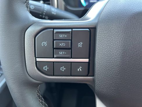 New 2026 Ford F250 Lariat w/ Black Appearance Package AWD/4WD image 16