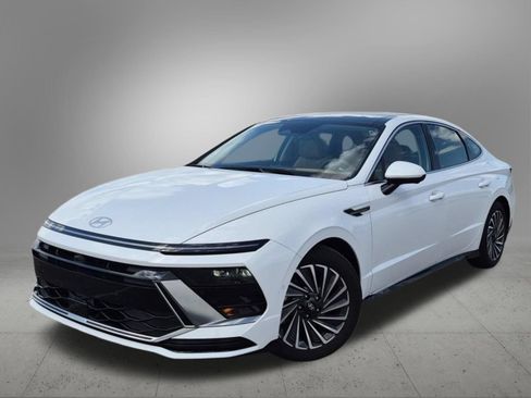 Certified 2026 Hyundai Sonata Limited FWD image 1
