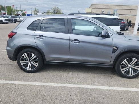 Used 2024 Mitsubishi Outlander Sport ES AWD/4WD image 3
