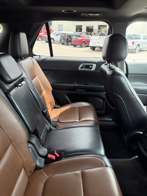 Used 2011 Ford Explorer Limited w/ 302A Rapid Spec Order Code FWD image 11