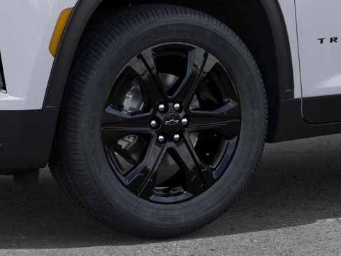 New 2027 Chevrolet Traverse LT w/ Midnight/Sport Edition AWD/4WD image 10