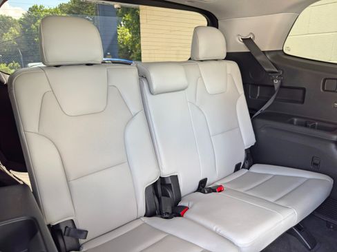Used 2022 Kia Telluride EX w/ EX Premium Package AWD/4WD image 41