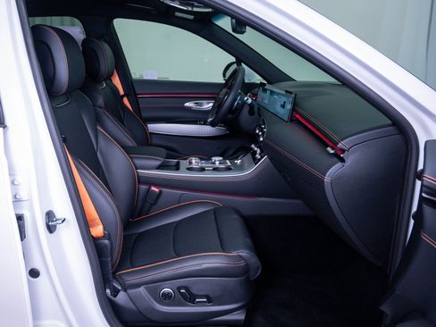 New 2026 Genesis GV70 2.5T Sport Prestige AWD/4WD image 11