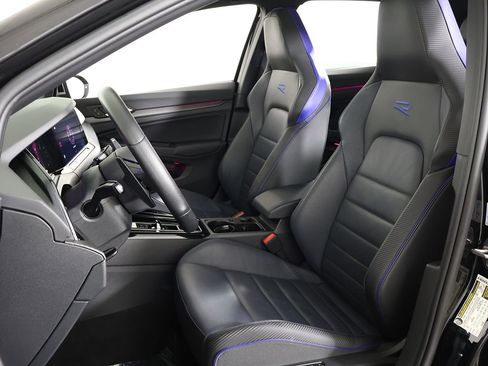 Used 2024 Volkswagen Golf R AWD/4WD image 35