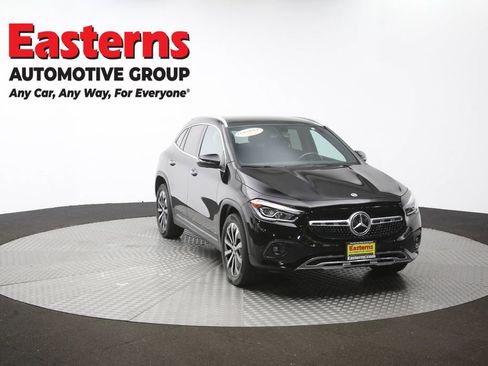 Used 2021 Mercedes-Benz GLA 250 4MATIC image 55