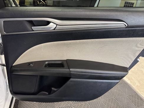 Used 2019 Ford Fusion S image 50