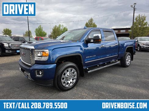Used 2017 GMC Sierra 2500 Denali w/ Duramax Plus Package image 1