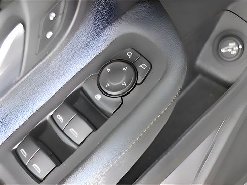 Used 2024 GMC Terrain AT4 w/ Tech Package AWD/4WD image 44