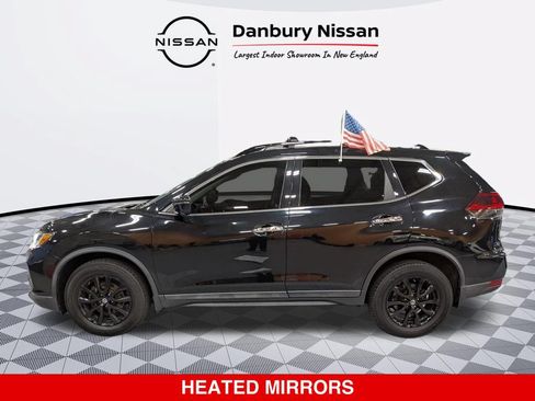 Used 2018 Nissan Rogue SV w/ Premium Package AWD/4WD image 6