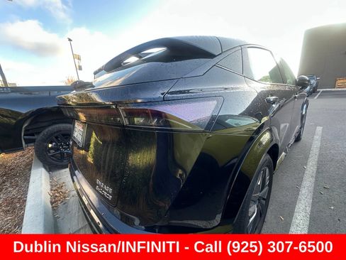 Used 2024 Nissan Ariya AWD image 3