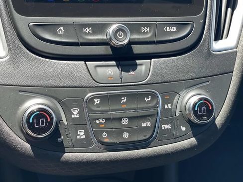 Used 2024 Chevrolet Malibu LT FWD image 27