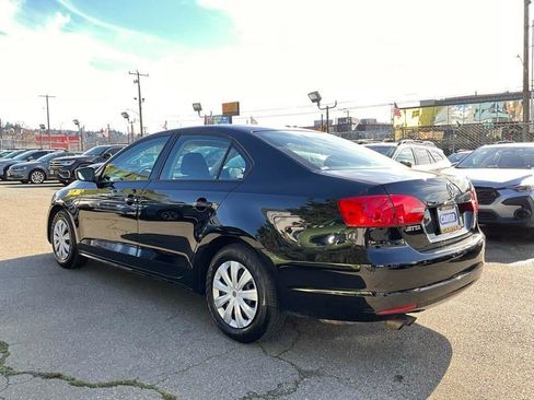 Used 2014 Volkswagen Jetta S image 6
