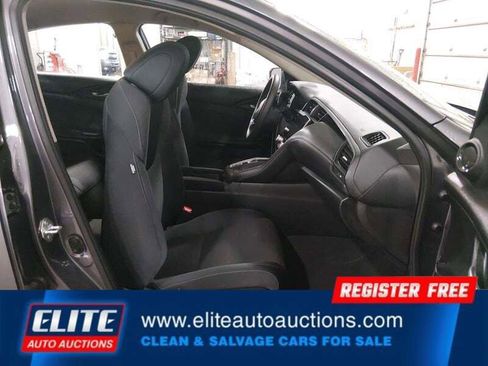 Used 2022 Honda Insight EX image 10