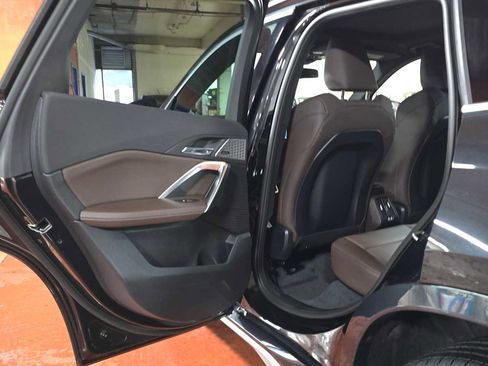 Used 2025 BMW X1 xDrive28i w/ Premium Package image 15