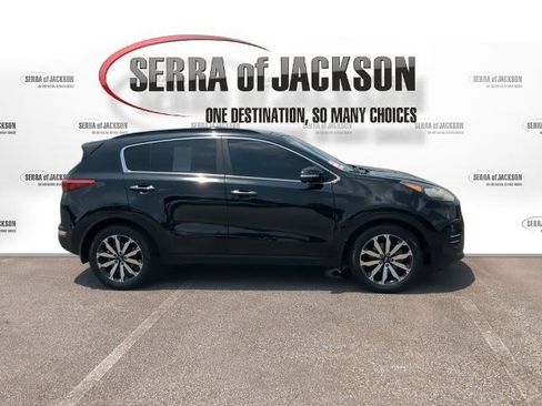 Used 2018 Kia Sportage EX w/ EX Technology Package FWD image 9