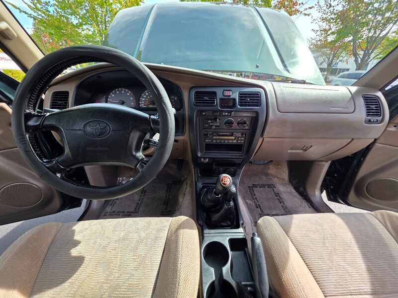 Used 1999 Toyota 4Runner SR5 AWD/4WD image 17
