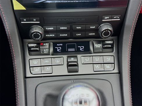 Used 2025 Porsche 718 Cayman image 24