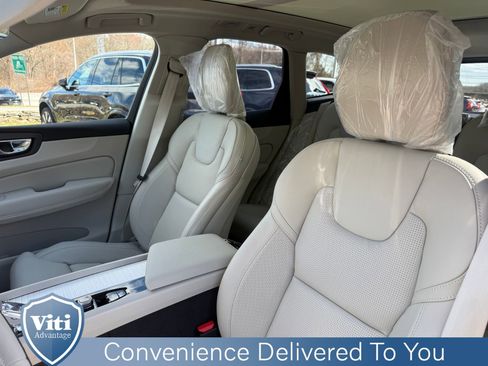 New 2026 Volvo XC60 B5 Ultra w/ Climate Package AWD/4WD image 13