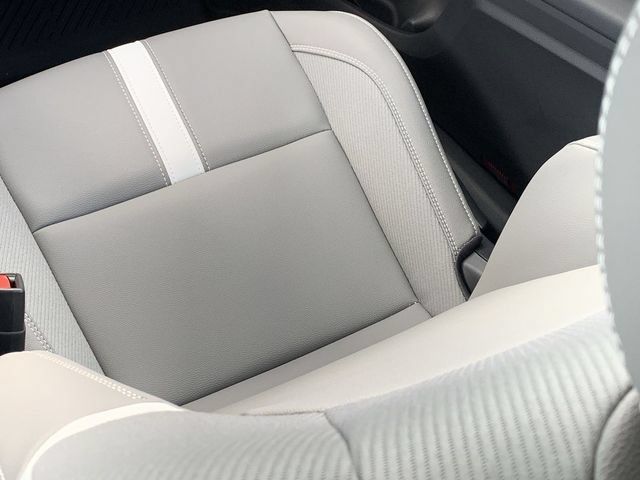 Used 2026 Toyota Camry SE w/ Convenience Package FWD image 33