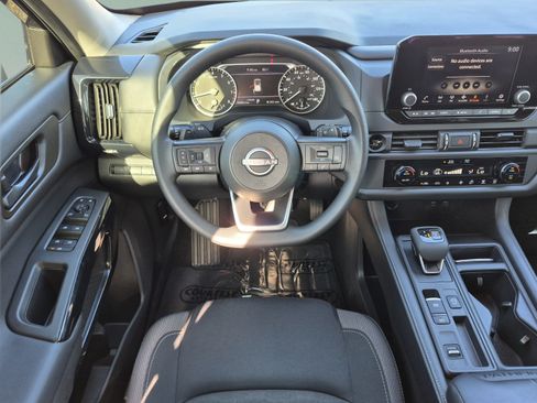 Certified 2025 Nissan Pathfinder S FWD image 14