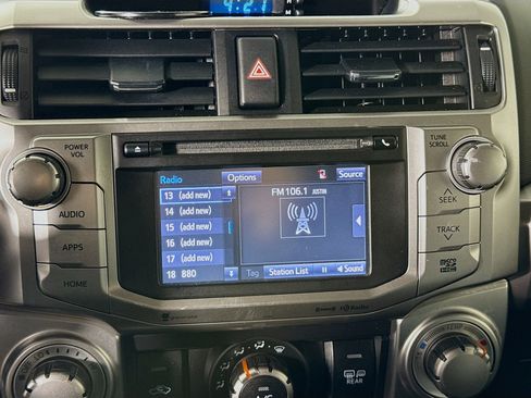 Used 2019 Toyota 4Runner SR5 Premium image 14