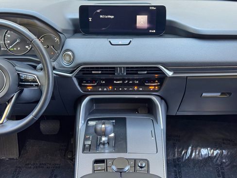 Used 2024 MAZDA CX-90 3.3 Turbo w/ Preferred Plus AWD/4WD image 23