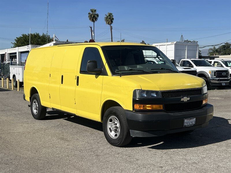 Used 2021 Chevrolet Express 2500 Extended w/ Driver Convenience Package RWD image 1