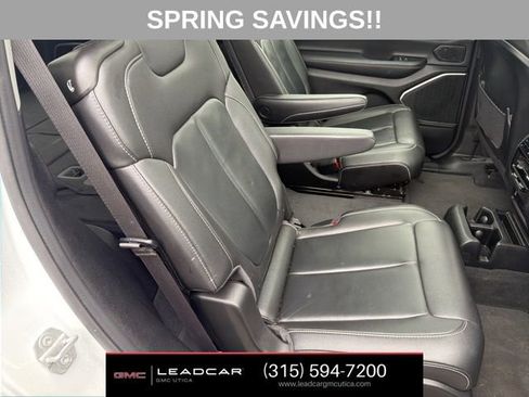 Used 2023 Jeep Grand Cherokee L Limited w/ Black Appearance Package image 15