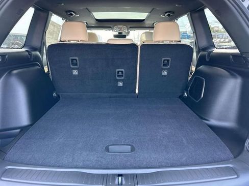 New 2025 Jeep Grand Cherokee Limited w/ Luxury Tech Group II image 10