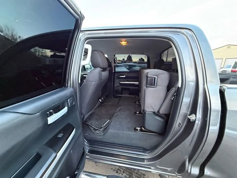 Used 2015 Toyota Tundra SR5 image 16