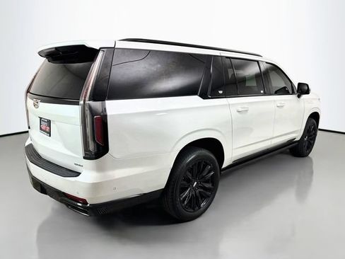 Used 2023 Cadillac Escalade ESV Sport w/ Touring Package AWD/4WD image 7