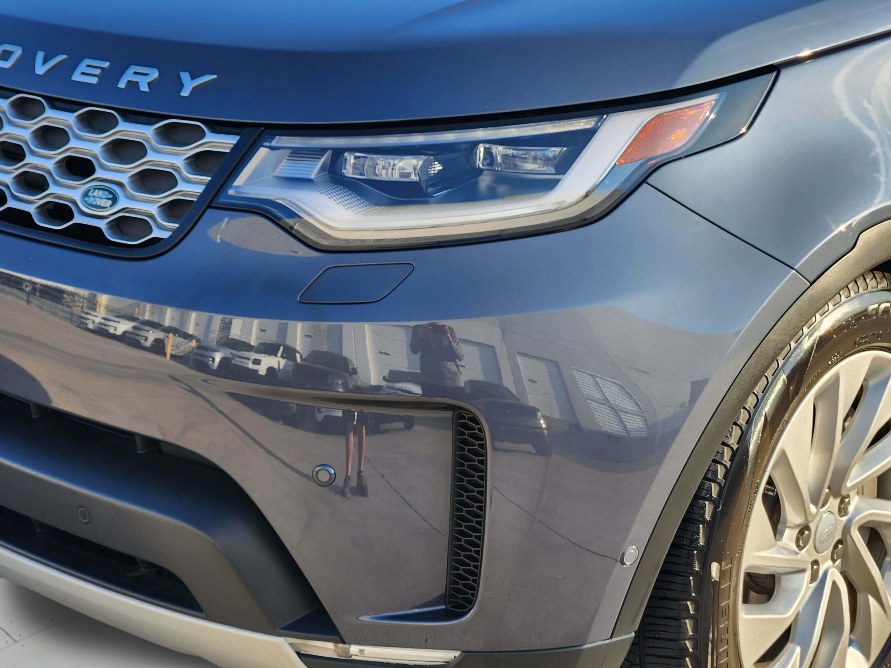 Certified 2026 Land Rover Discovery S AWD/4WD image 34