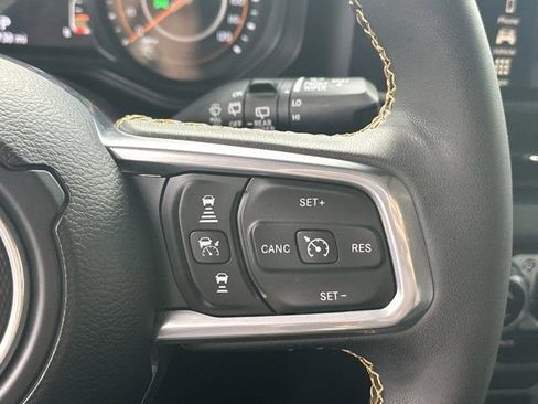 Certified 2024 Jeep Wrangler Sahara w/ Technology Group image 27