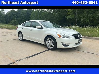 Used 2015 Nissan Altima 2.5 SV w/ Convenience Package