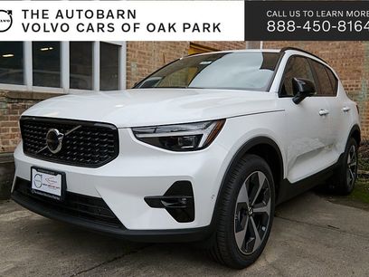 New 2026 Volvo XC40 B4 Plus w/ Climate Package