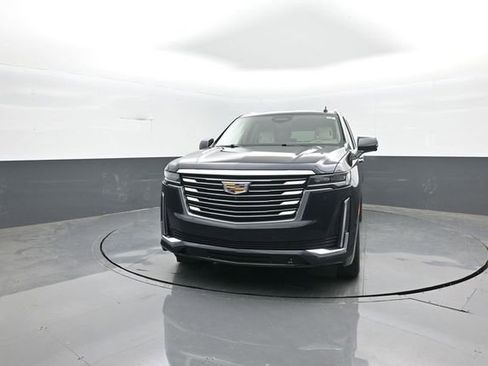 Used 2023 Cadillac Escalade Premium Luxury Platinum w/ Heavy-Duty Trailer Package AWD/4WD image 3
