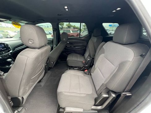 Used 2023 Chevrolet Traverse LT AWD/4WD image 22