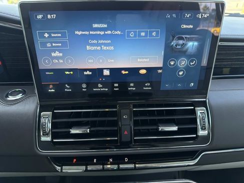 Certified 2023 Lincoln Navigator Black Label AWD/4WD image 32