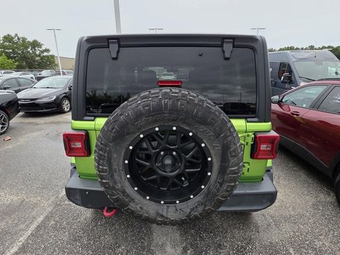 Used 2019 Jeep Wrangler Unlimited Rubicon AWD/4WD image 3