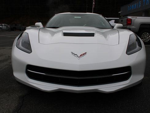 Used 2019 Chevrolet Corvette Stingray Coupe w/ 1LT image 8