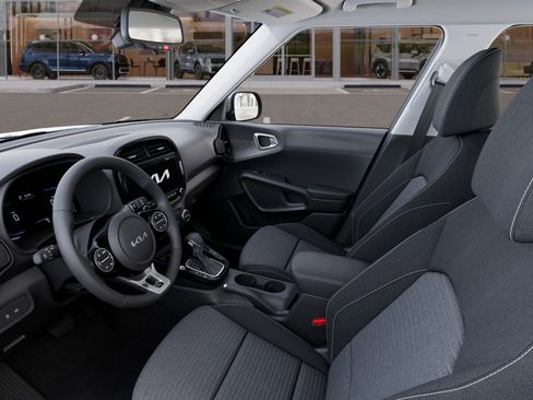 New 2025 Kia Soul EX image 17