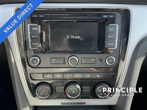Used 2013 Volkswagen Passat 2.5 SE image 4