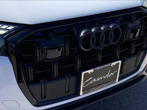 Used 2025 Audi Q7 3.0T Prestige image 28