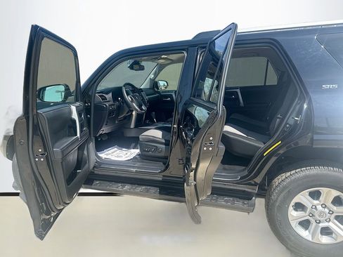 Used 2024 Toyota 4Runner SR5 image 27