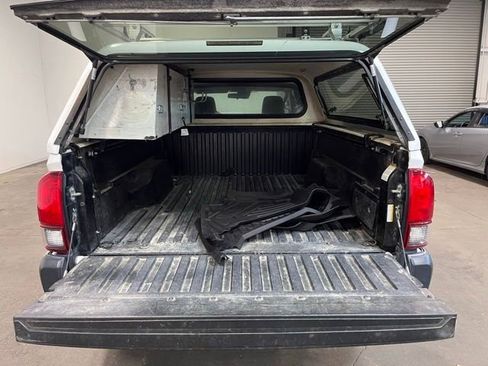 Used 2020 Toyota Tacoma SR image 15