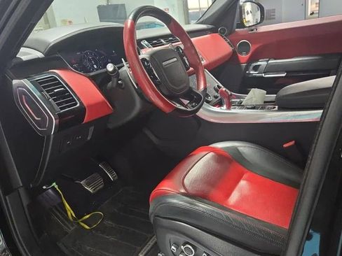 Used 2020 Land Rover Range Rover Sport SVR AWD/4WD image 4