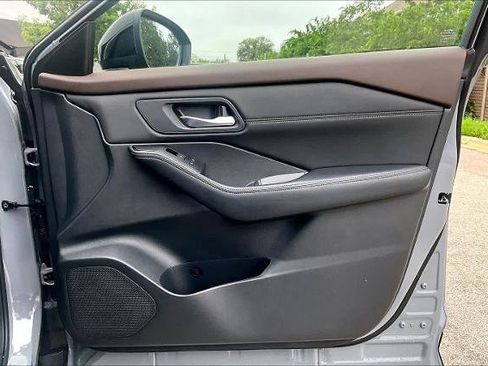 Certified 2023 Nissan Rogue SV w/ SV Premium B Package AWD/4WD image 23