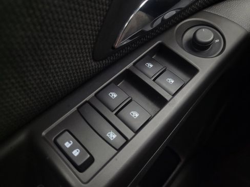 Used 2016 Chevrolet Cruze LT FWD image 27