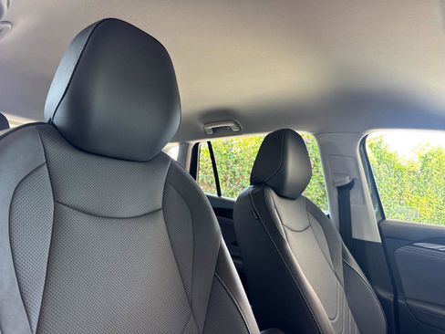 New 2026 Volkswagen Tiguan SE AWD/4WD image 16